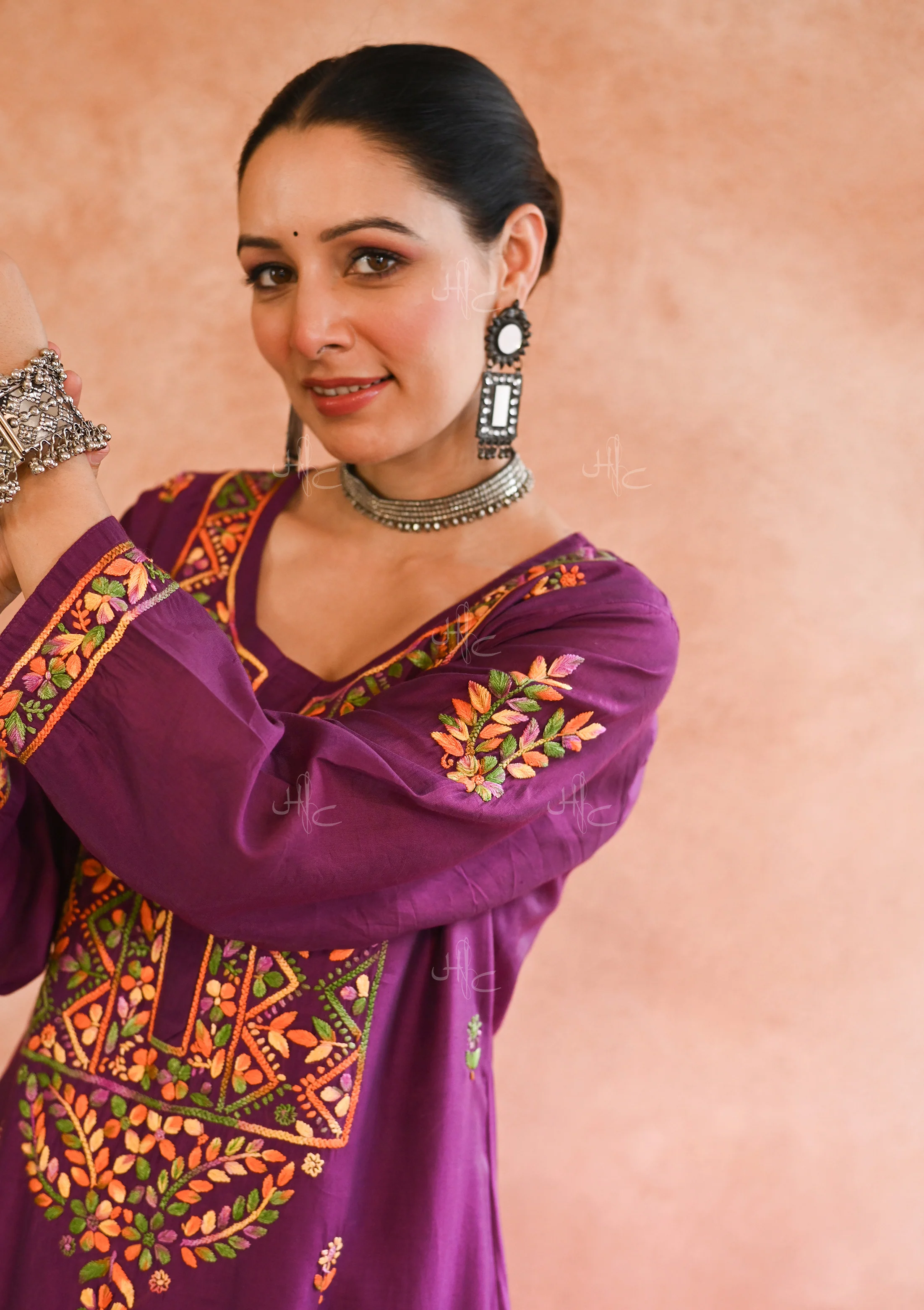 HOC Aafna Chikankari Chanderi Women's 2 PC Straight Kurta Set- Purple - Healthber