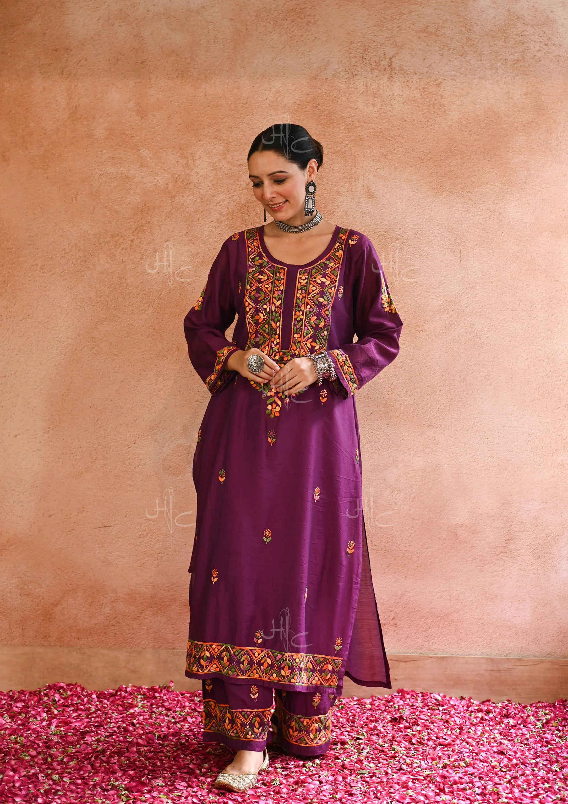 HOC Aafna Chikankari Chanderi Women's 2 PC Straight Kurta Set- Purple - Healthber