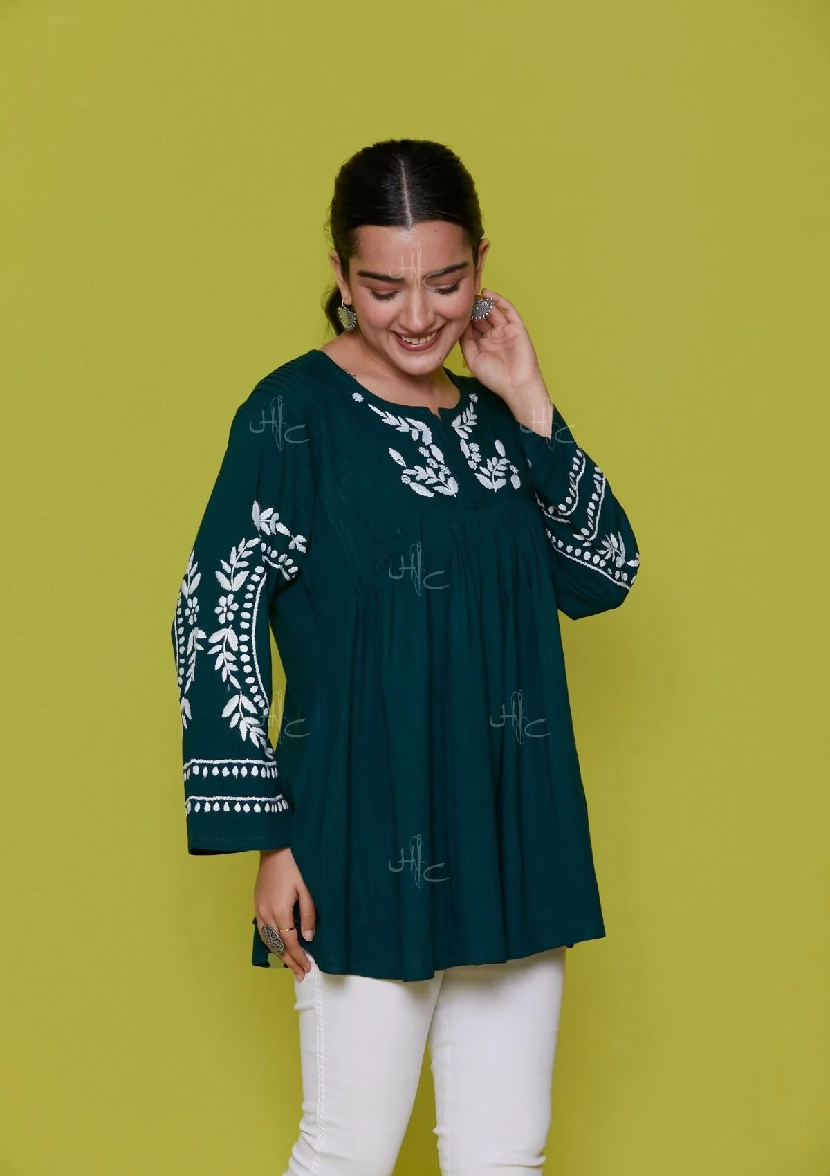 Rayon Chikankari Solid Women's Short Kurta - Green - Healthber
