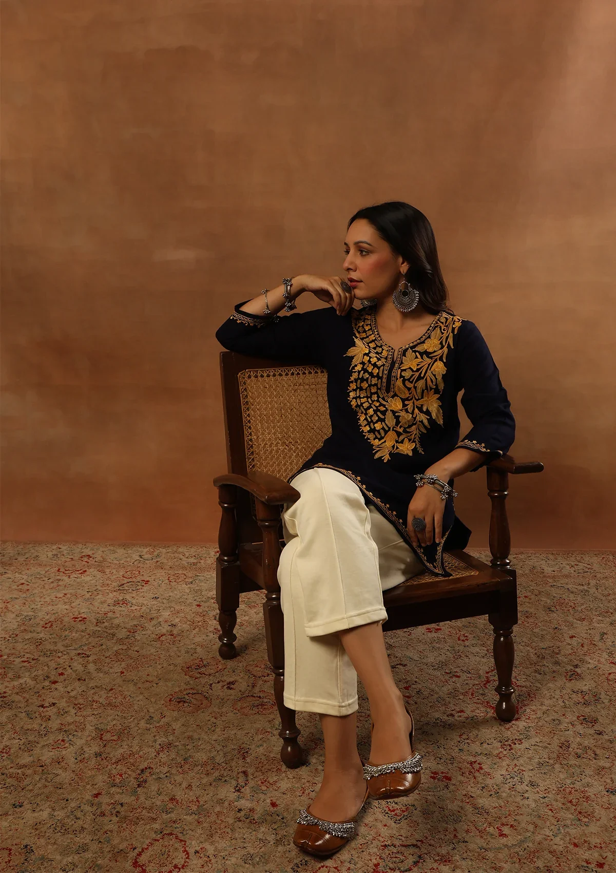 HOC Aari Embroidered Woollen Solid Women's Short Kurta - Navy Blue - Healthber