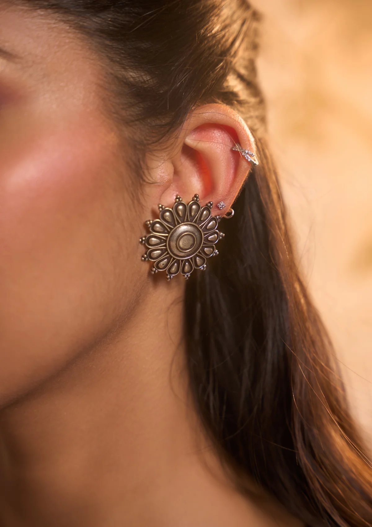 HOC Handcrafted Silver Tone Floral Stud Earrings - Healthber