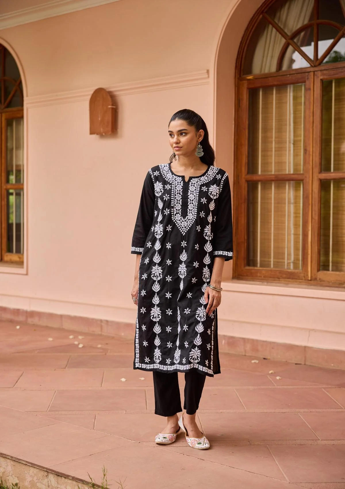 HOC Cotton Chikankari Solid Women's Long Kurta - Black - Healthber