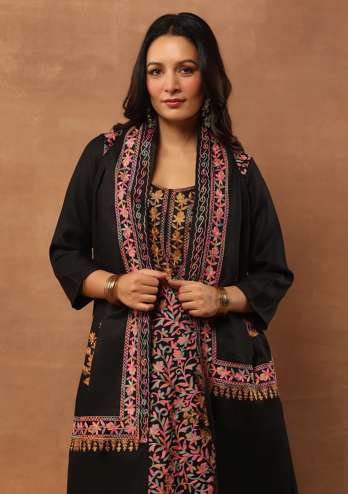 HOC Aari Woollen Straight Kurta Set with Dupatta-Black - Healthber