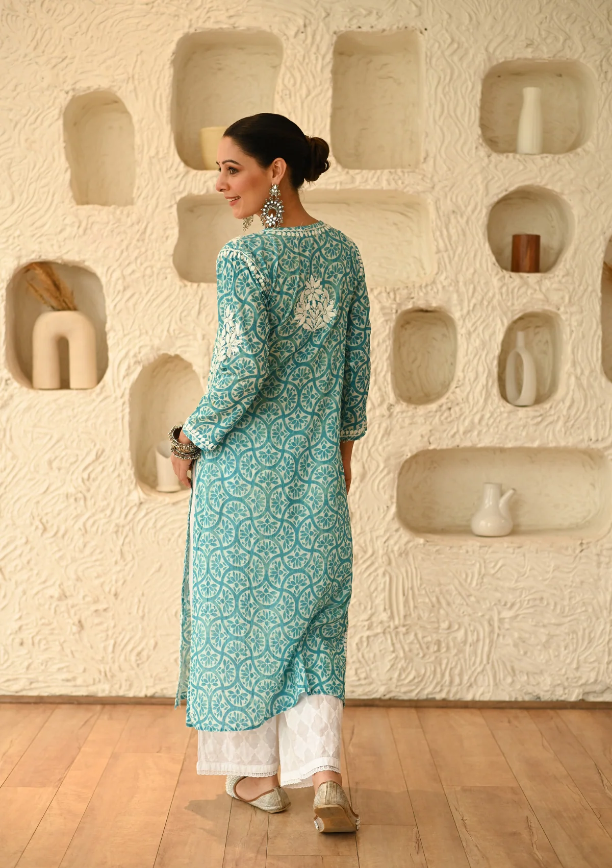 HOC Aidah Chikankari Printed Mulmul Straight Kurta - Healthber