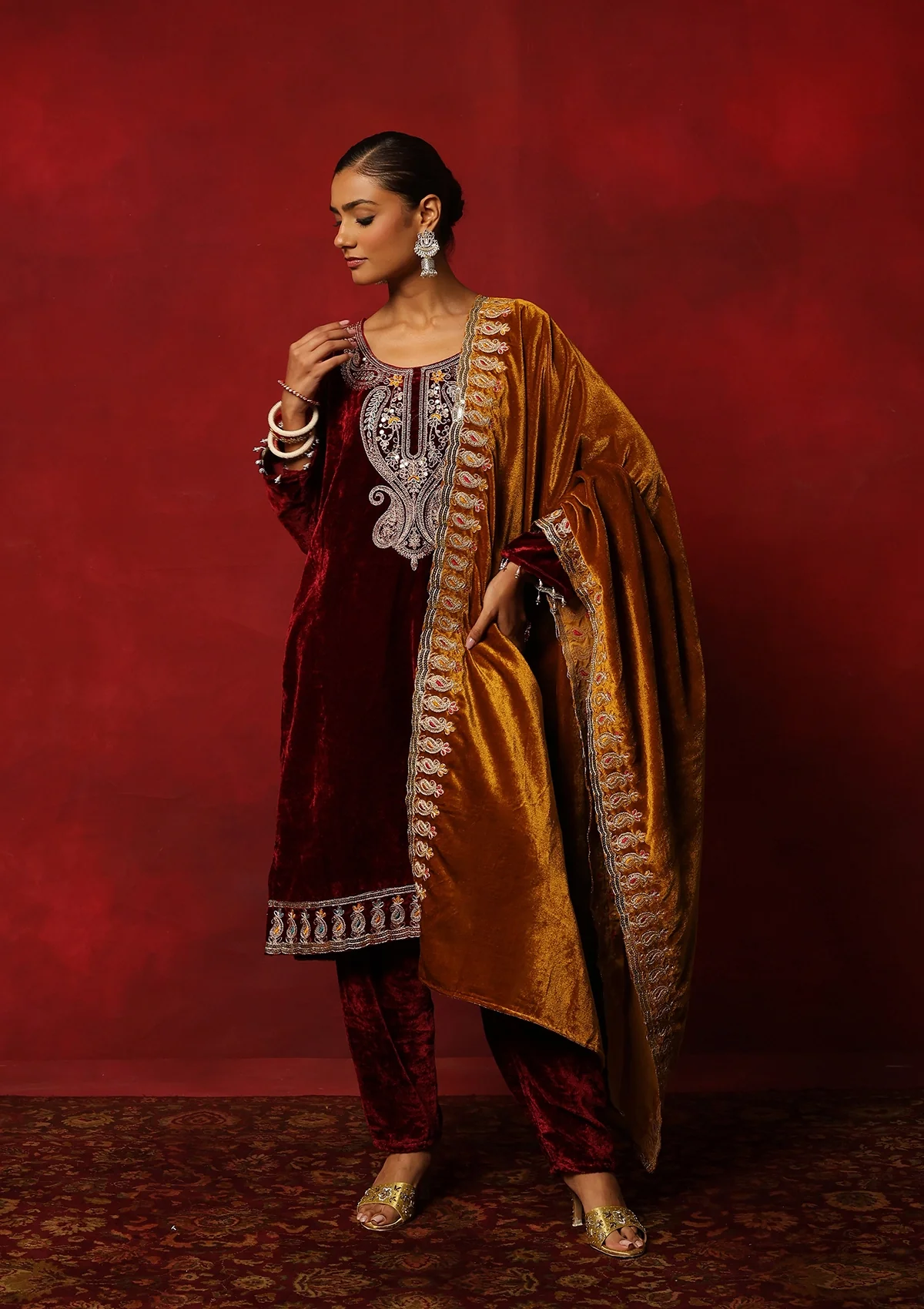 HOC Velvet Zari Embroidered With Sequins Women's Solid 3 PC Kurta Set-Maroon - Healthber