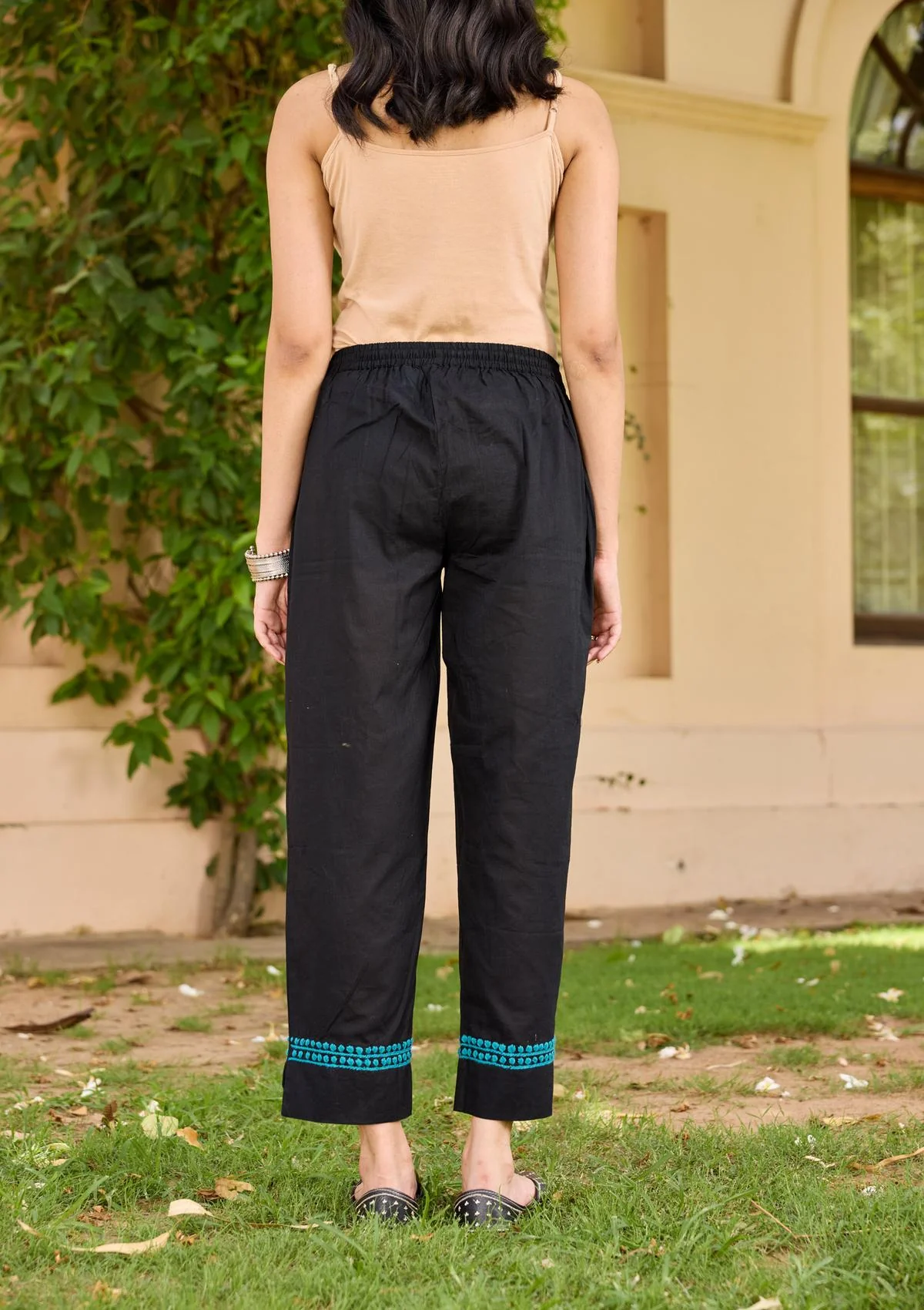 HOC Cotton Chikankari Solid Women's 2PC Long Kurta Set  - Black - Healthber