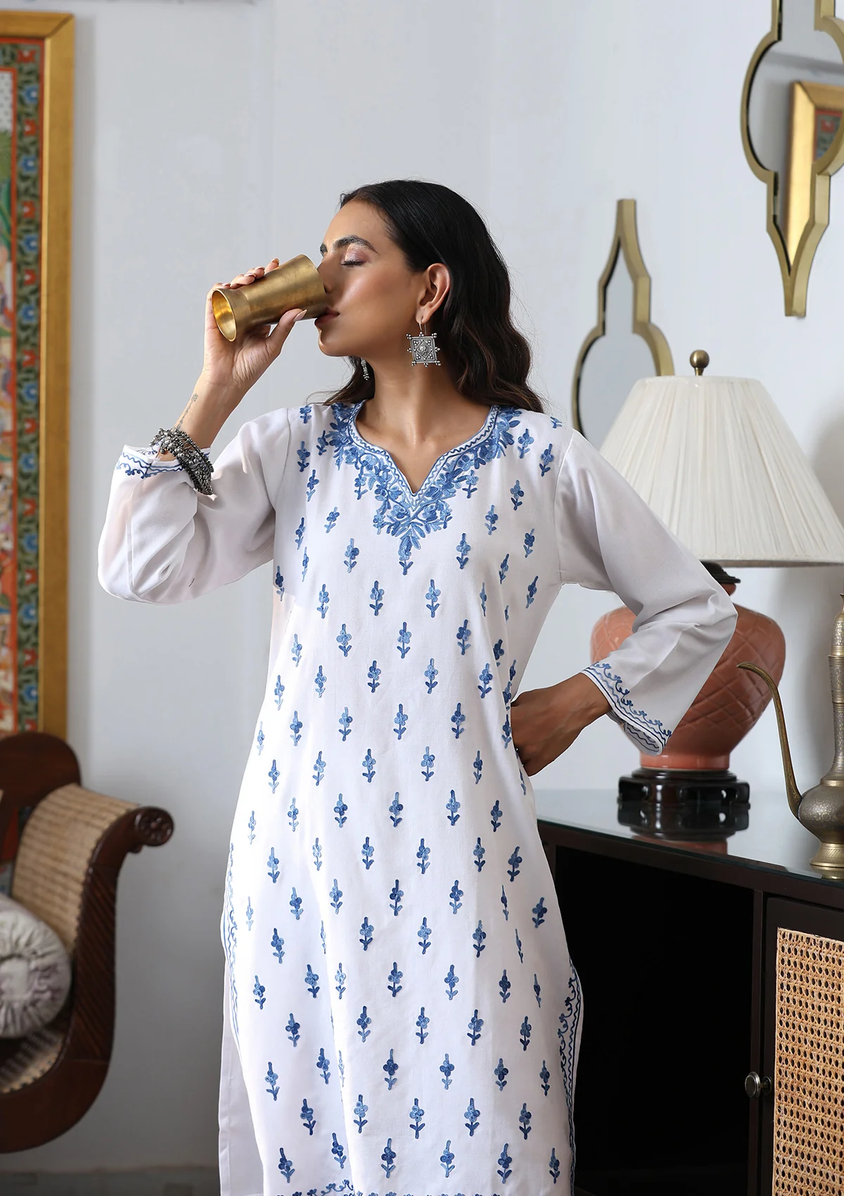 HOC Aari Embroidered Cotton Solid Women's Long Kurta - White - Healthber