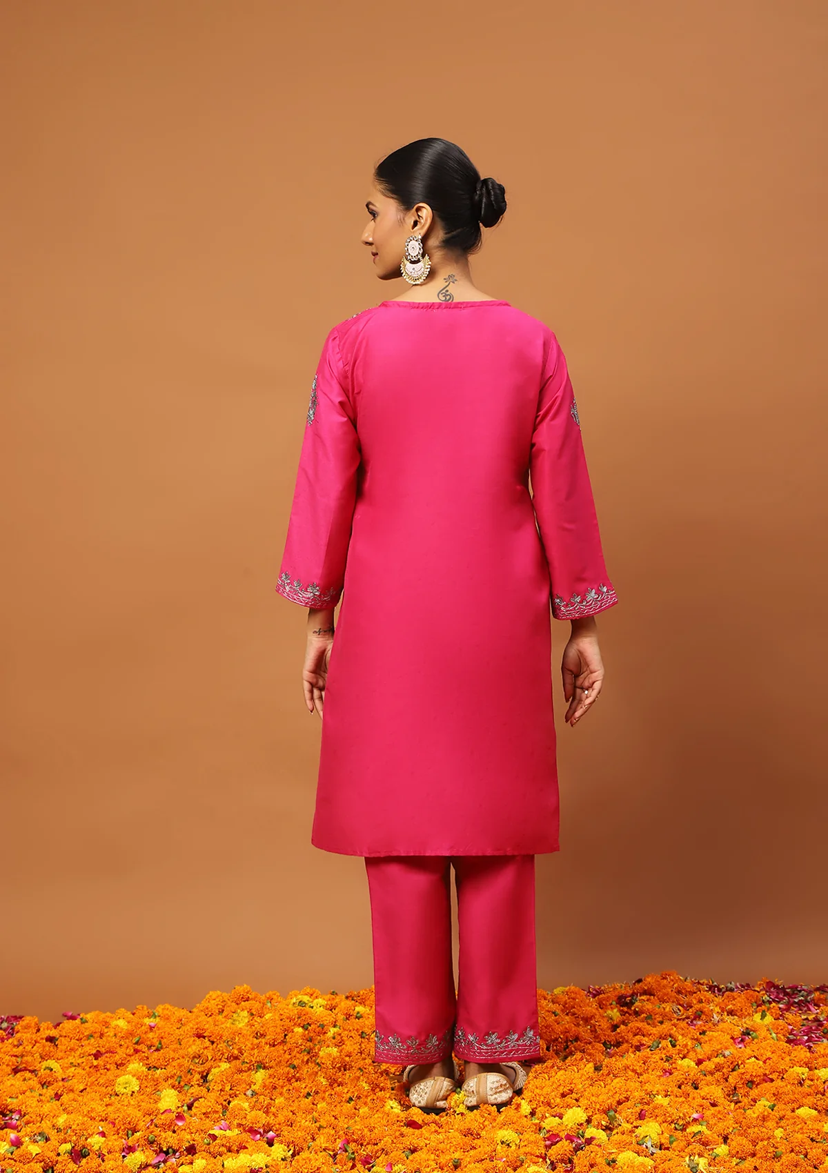HOC Art Silk Embroidered Zari Solid Women's 2 PC Knee Kurta Set - Magenta - Healthber