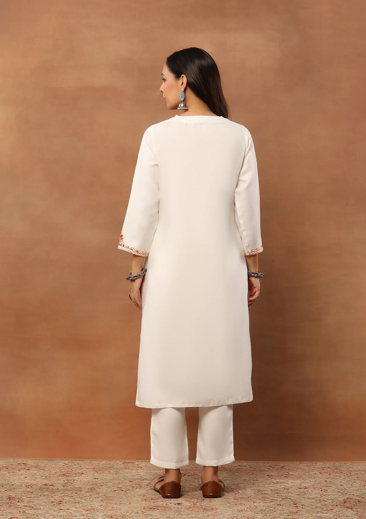 HOC Woollen Aari Embroidered Solid Women's 2 PC Long Kurta Set - White - Healthber