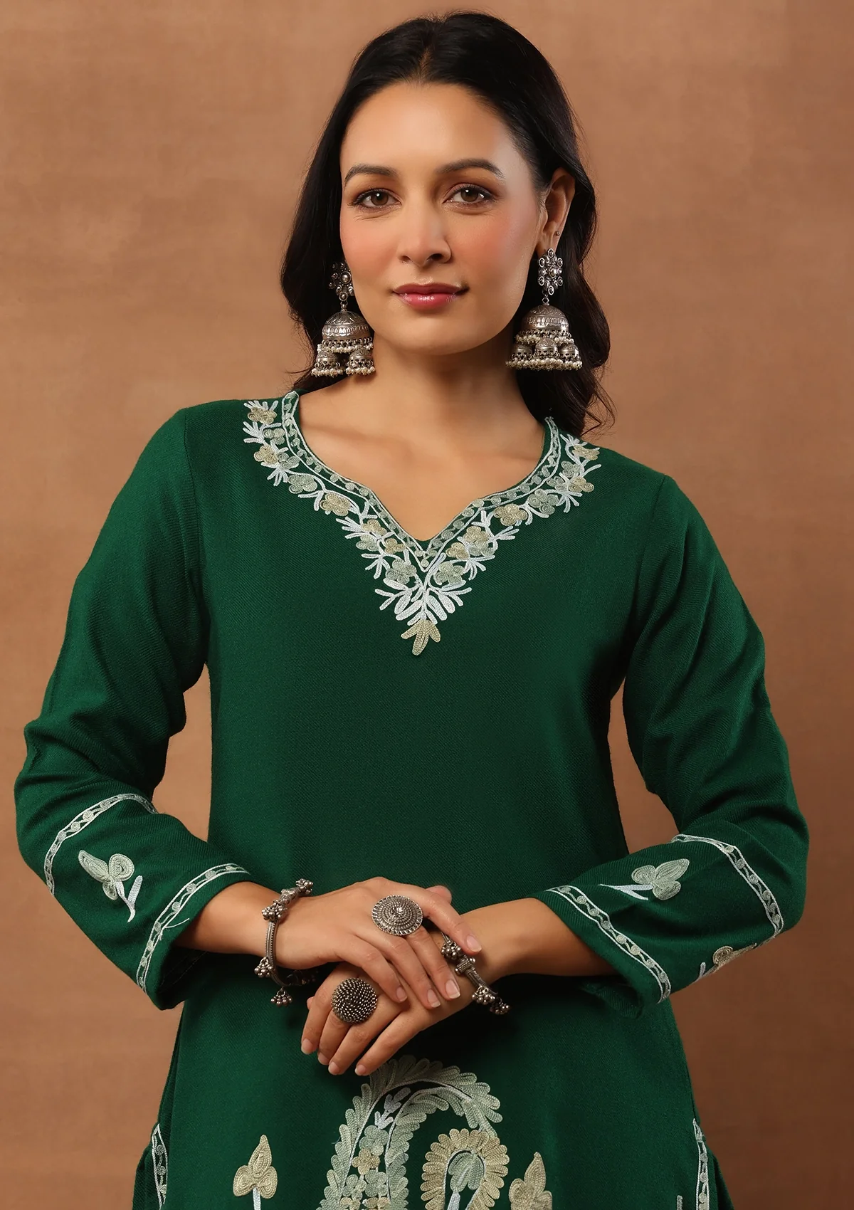 HOC Aari Embroidered Woollen Solid Women's Long Kurta - Green - Healthber