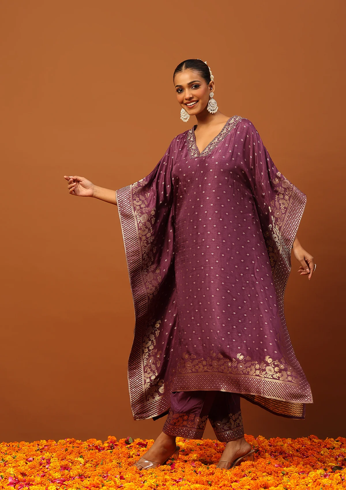 HOC Jacquard Silk Hand Embellished With Zari Women's Kaftan Set With Inner - Purple - Healthber