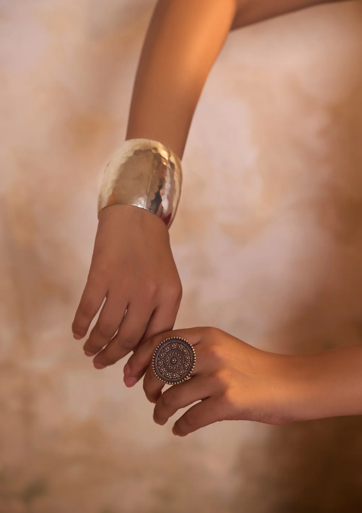 HOC Handcrafted Silver Tone Circular Ring - Healthber