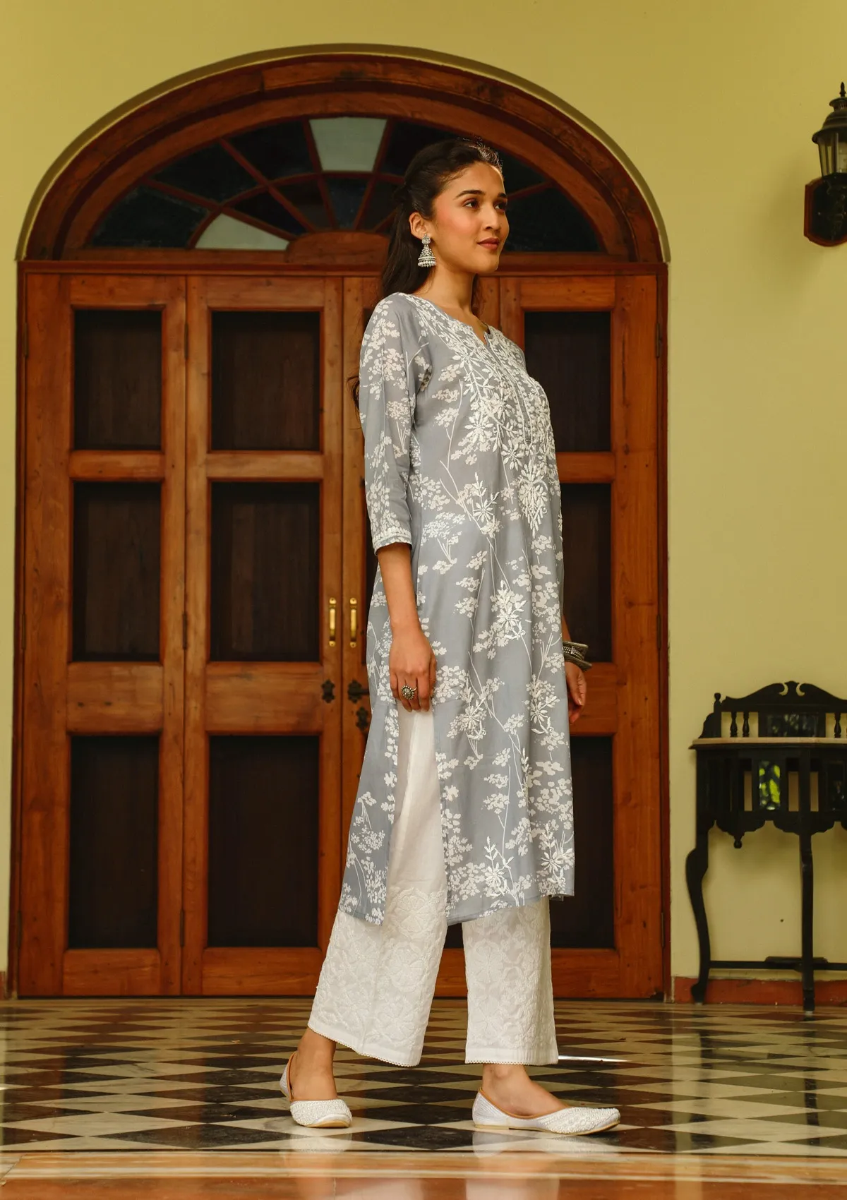 HOC Zainab Chikankari Mulmul Printed Straight Kurta -Grey - Healthber