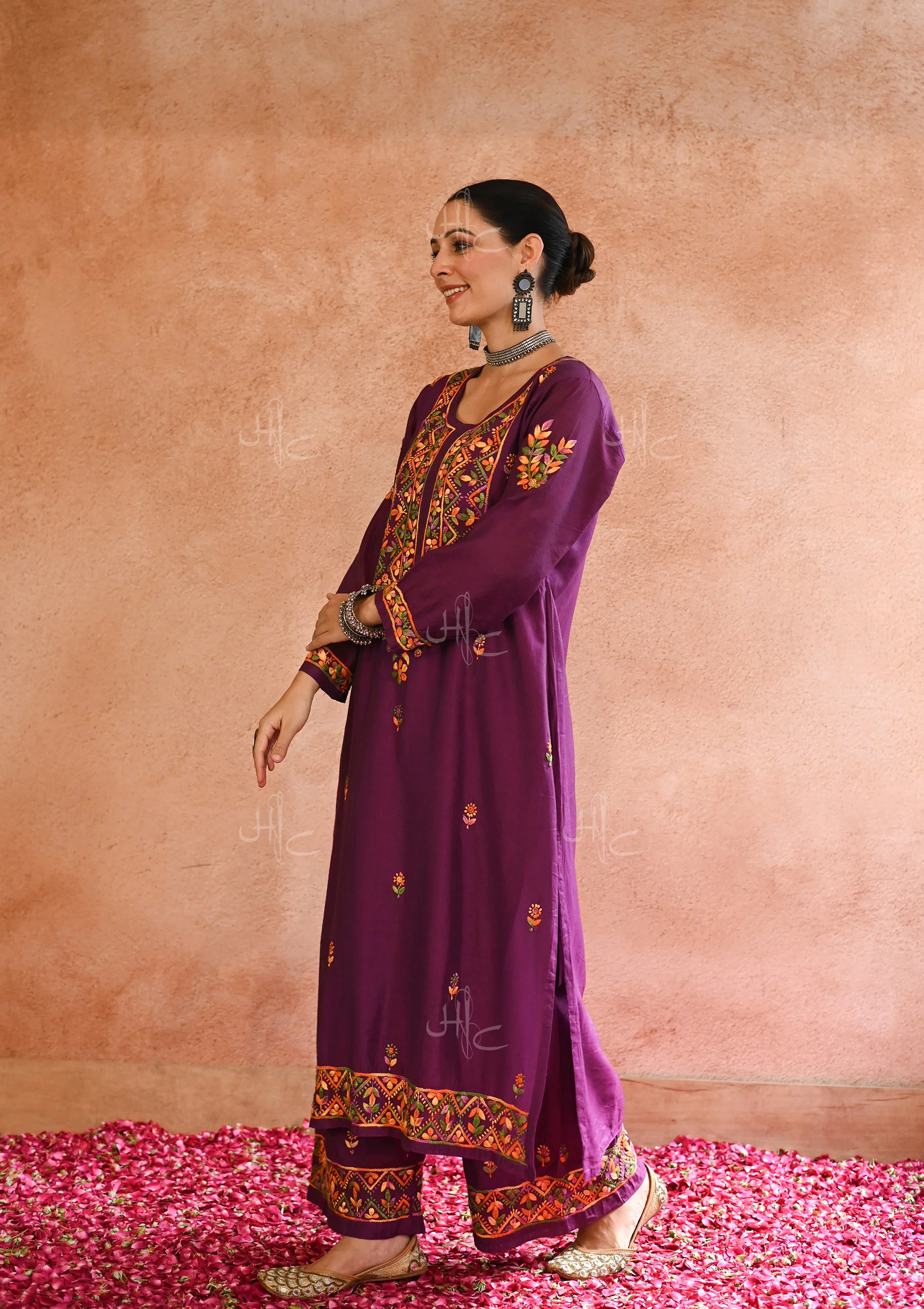 HOC Aafna Chikankari Chanderi Women's 2 PC Straight Kurta Set- Purple - Healthber