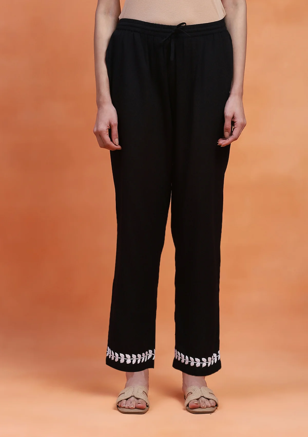 HOC Rubaab Chikankari Rayon Straight Kurta Set - Black - Healthber