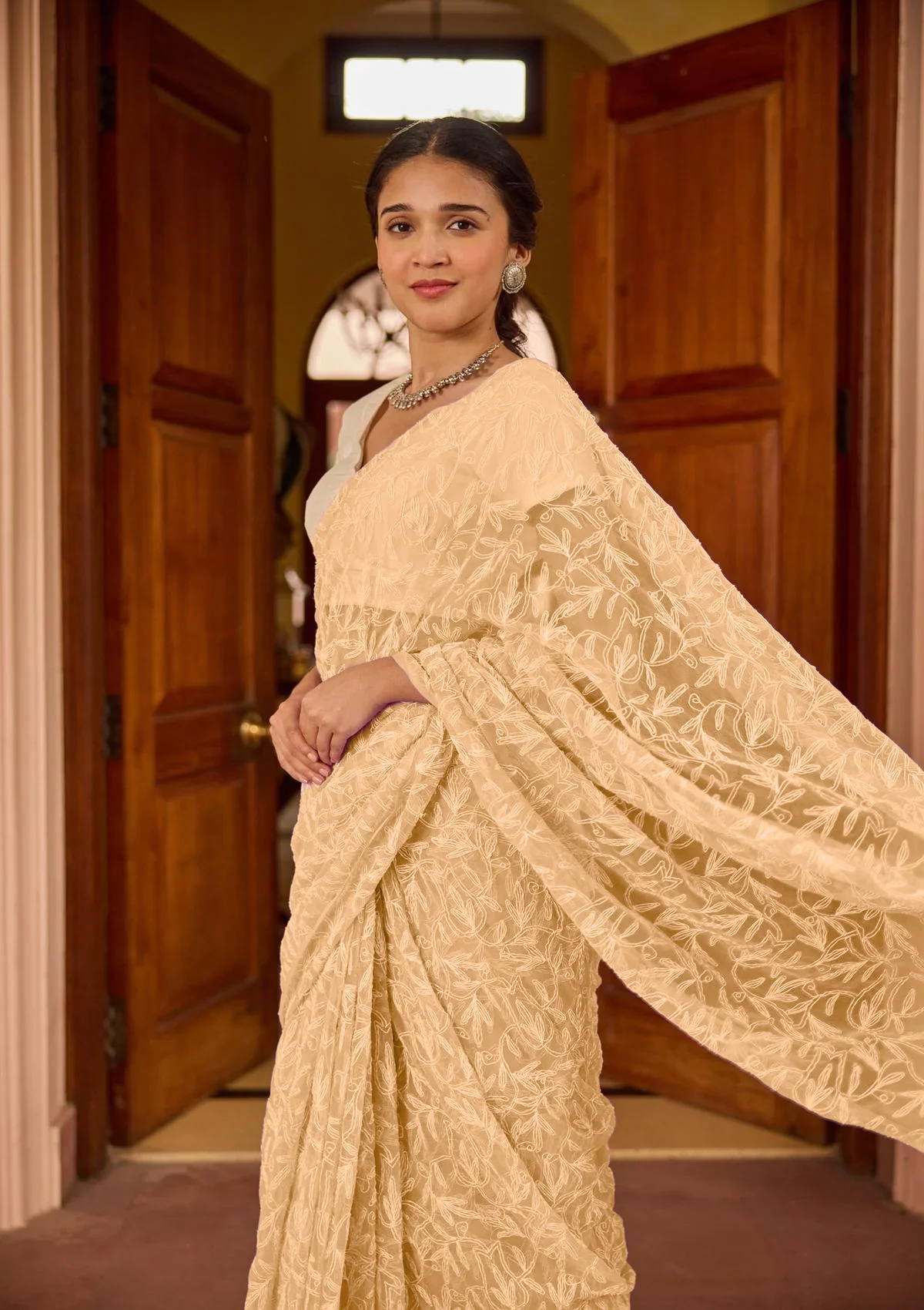 HOC Georgette Handwork Chikankari Tepchi Jaal Work Solid Women's Saree - Peach - Healthber