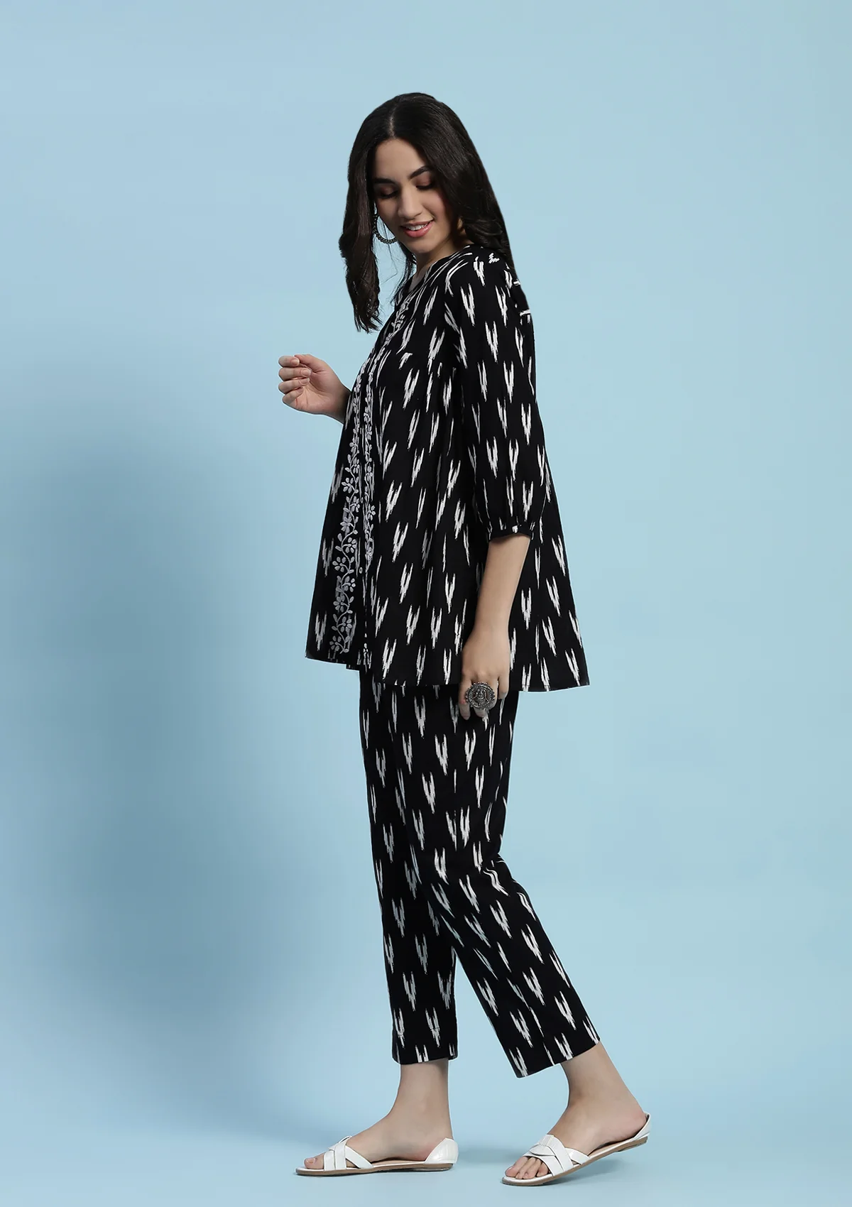 Cotton Chikankari Printed Women's 2 PC Co-ord Set - Black - Healthber