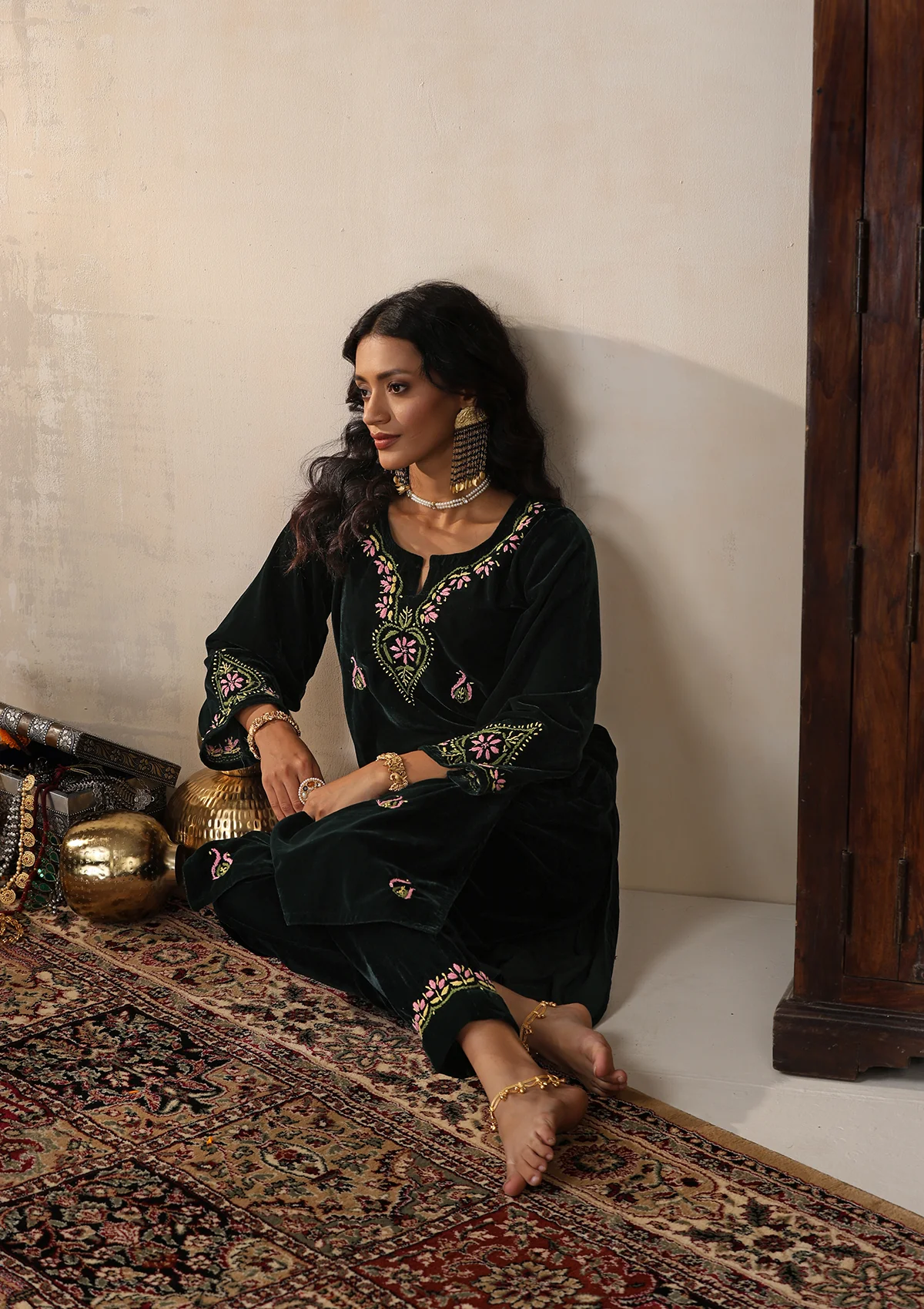 HOC Velvet Chikankari Solid Women's 2 PC Long Kurta Set - Green - Healthber