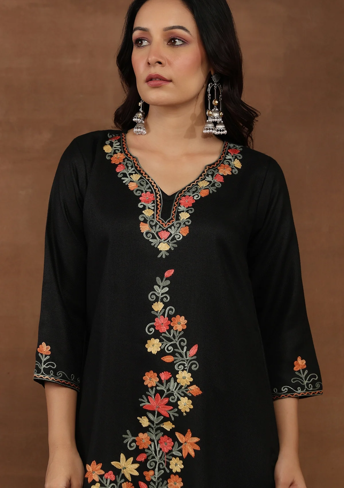 HOC Aari Woollen Straight Kurta Set - Healthber