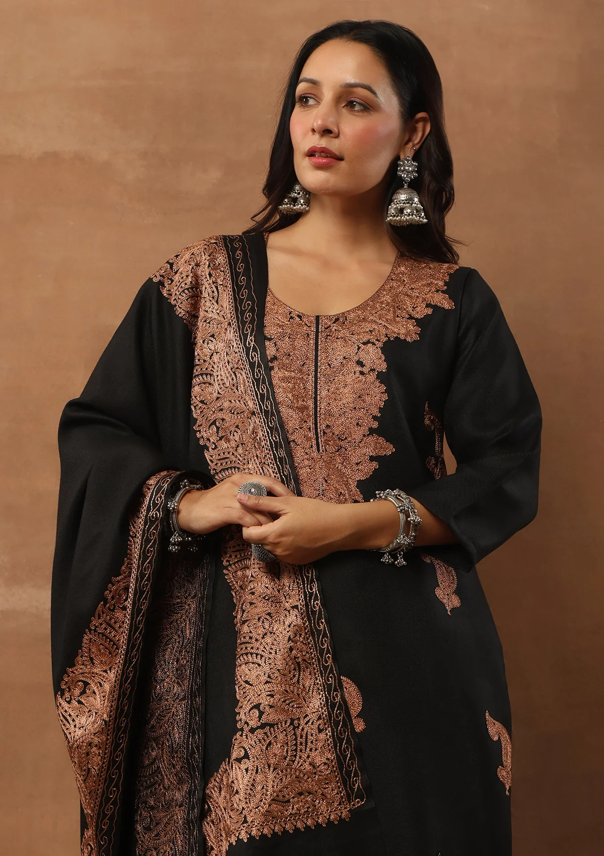 HOC Aari Woollen Straight Kurta Set with Dupatta-Black - Healthber