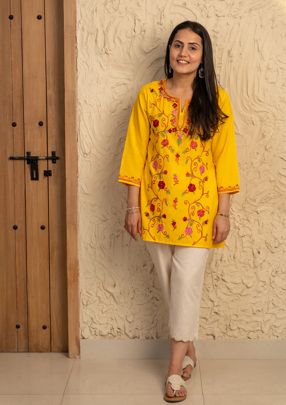 HOC Aari Embroidered Cotton Solid Women's Short Kurta - Yellow - Healthber