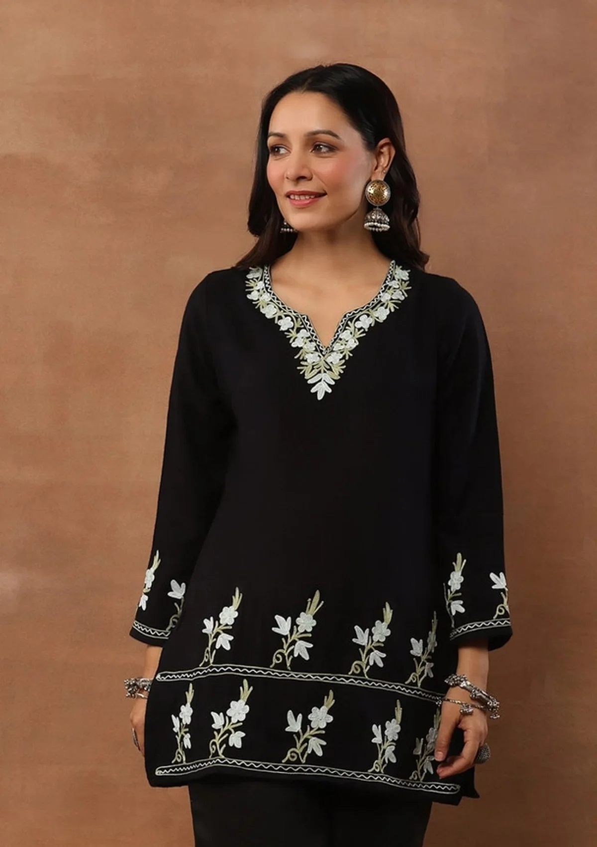 HOC Aari Embroidered Woollen Solid Women's Short Kurta - Black - Healthber