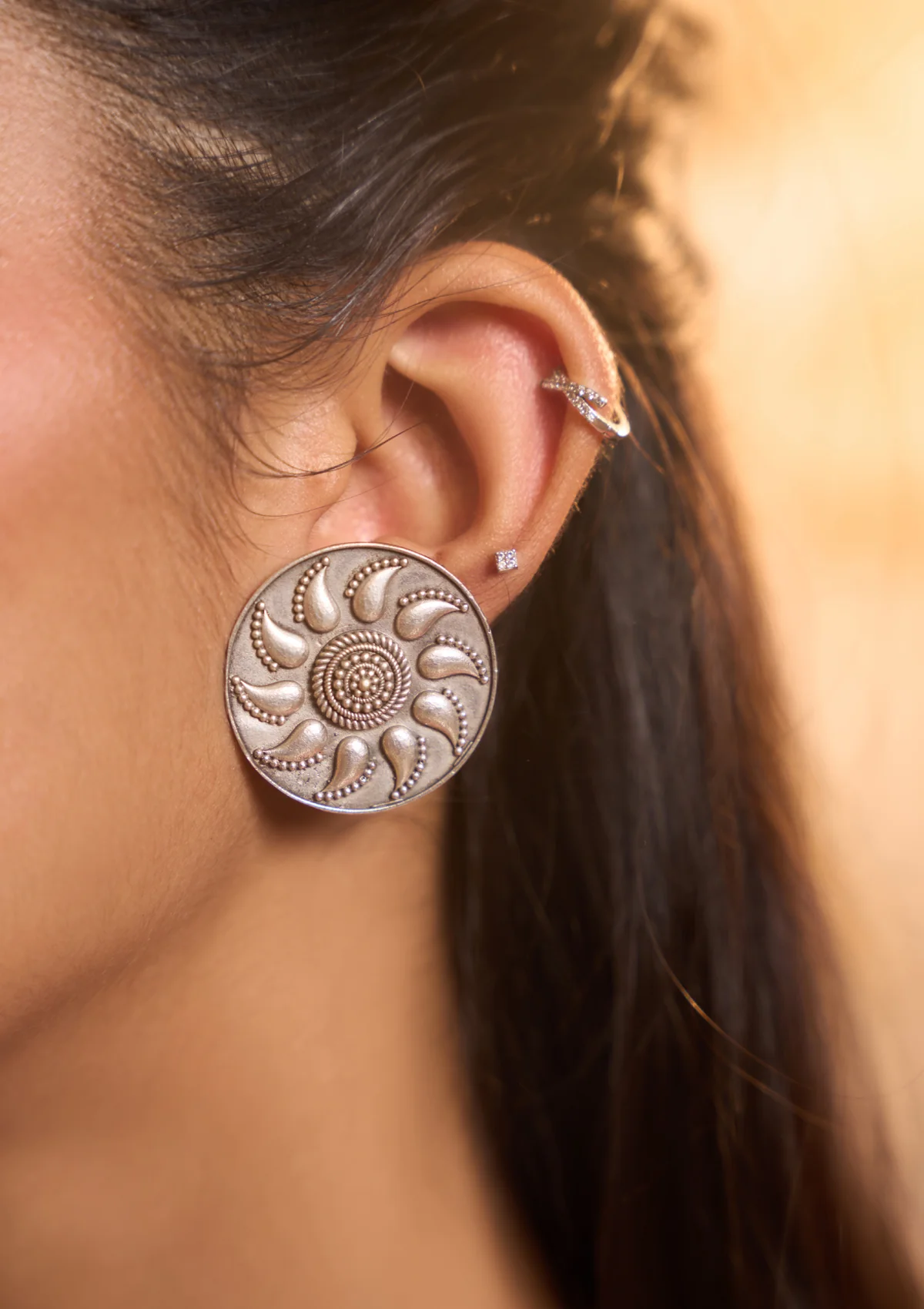 HOC Handcrafted Silver Tone Sunburst Earrings - Healthber