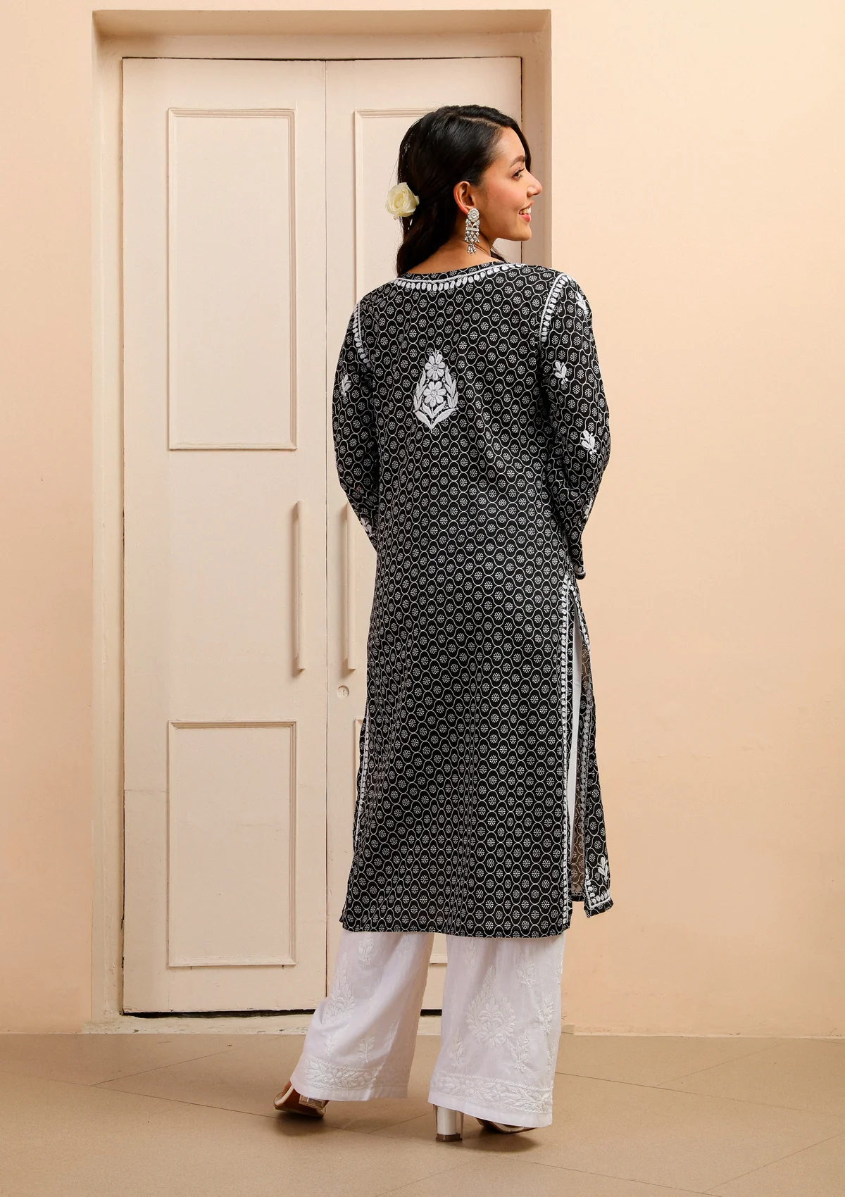 HOC Mulmul Chikankari Printed Women's Kurta - Black - Healthber