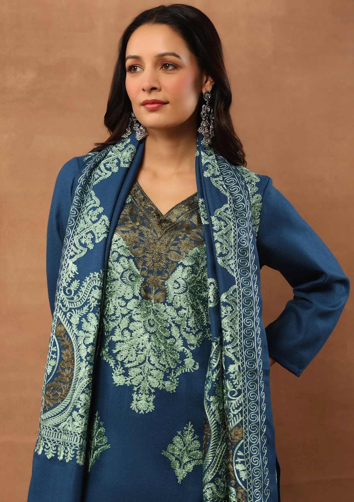 HOC Aari Woollen Straight Kurta Set with Dupatta-Blue - Healthber