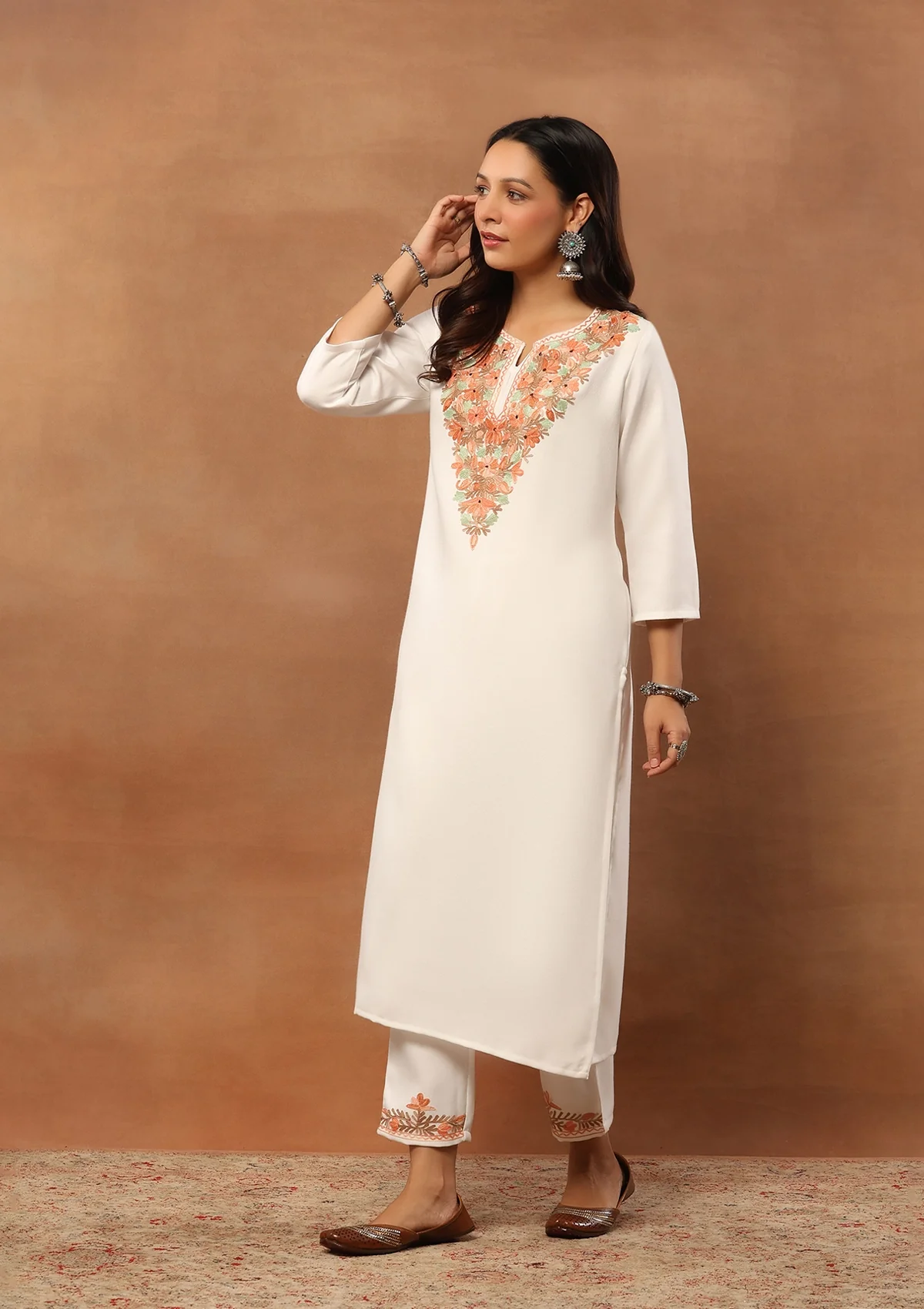 HOC Woollen Aari Embroidered Solid Women's 2 PC long Kurta Set - White - Healthber