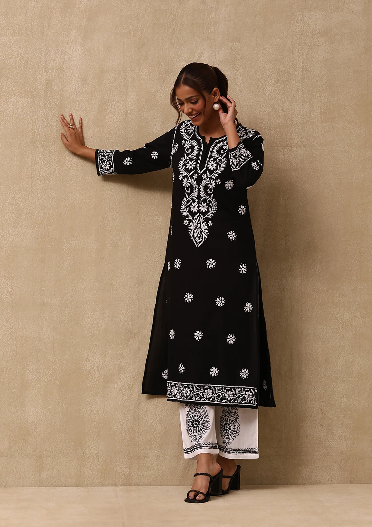 HOC Irha Chikankari Cotton Straight Kurta Set - Healthber