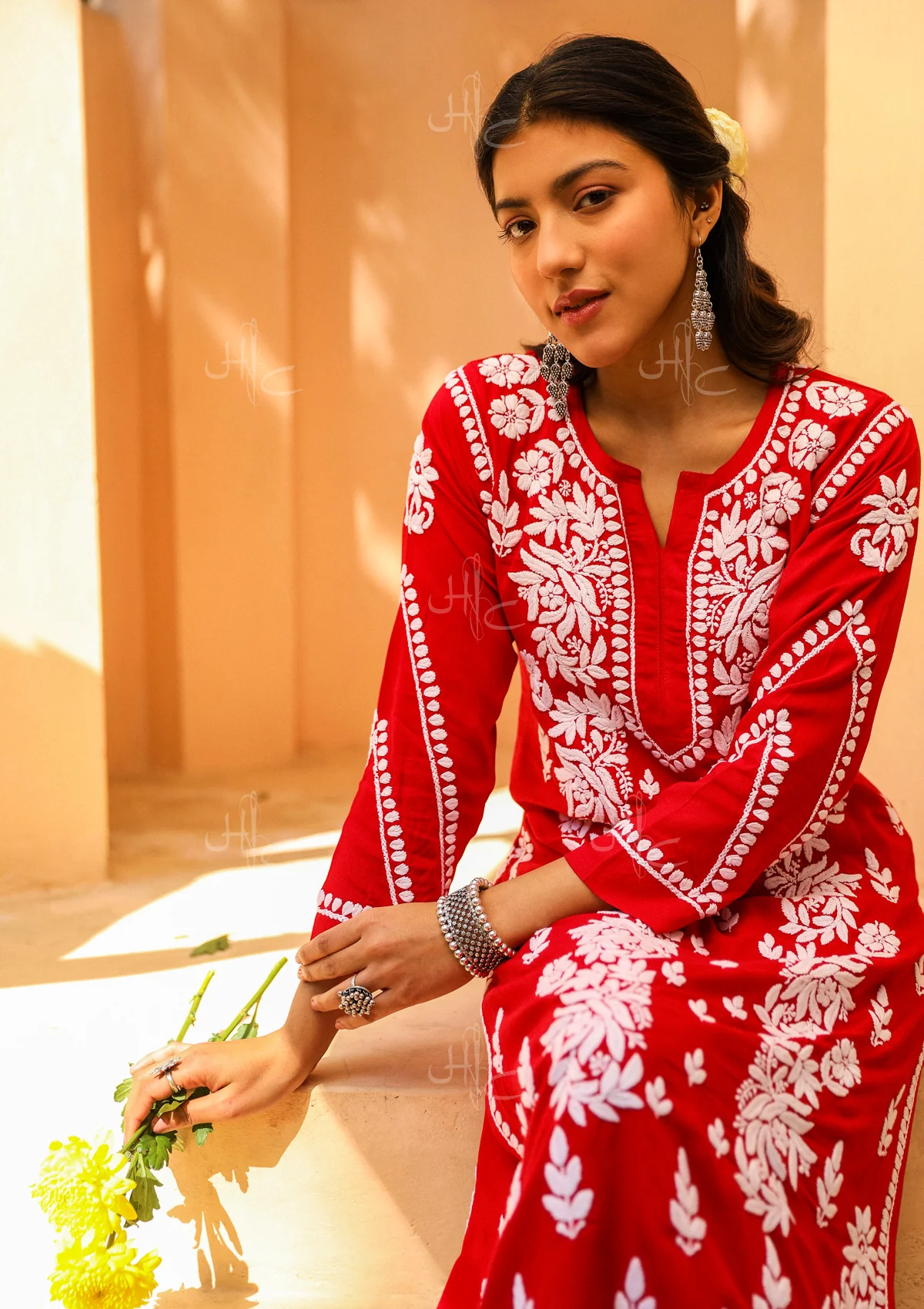 HOC Modal Chikankari Solid Women's Kurta Set - Red - Healthber