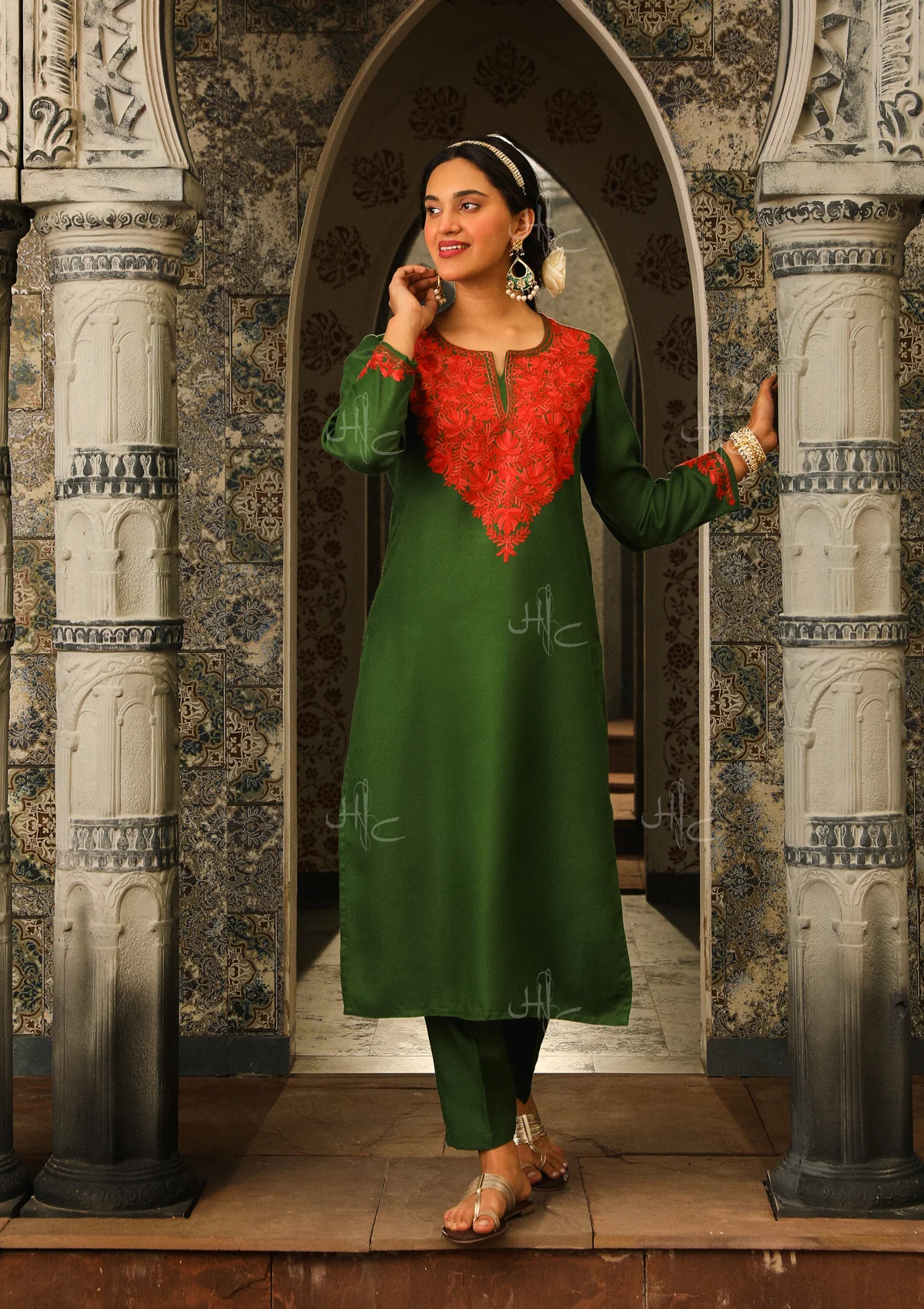 HOC Aari Woollen Straight Kurta Set- Green - Healthber