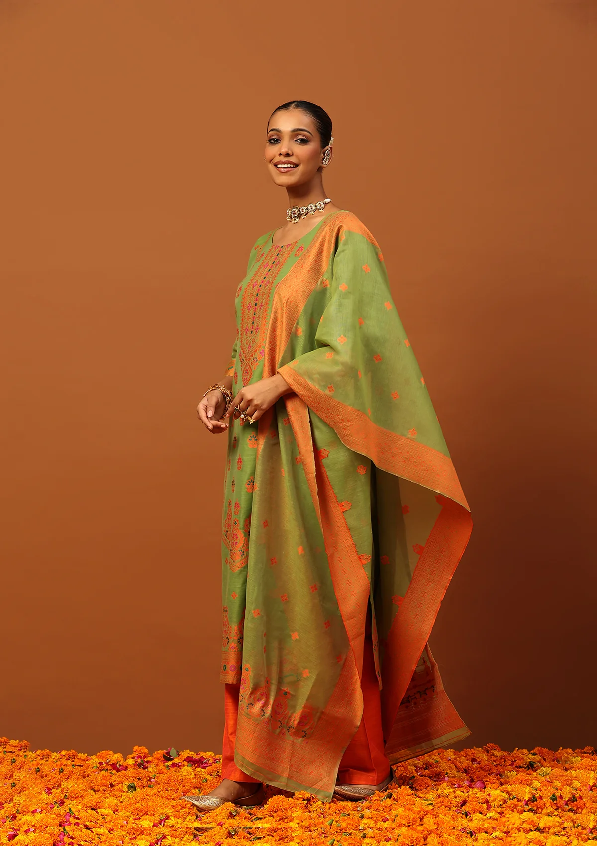 HOC Banarasi Chanderi Hand Weave Women's 3PC Long Kurta Set -Green - Healthber