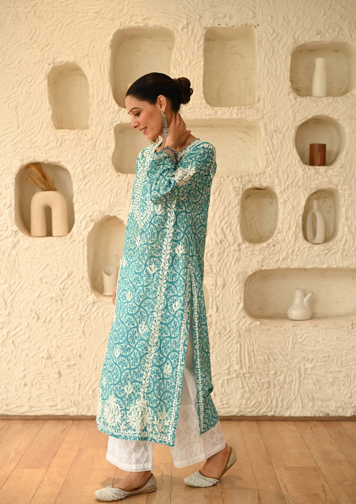 HOC Aidah Chikankari Printed Mulmul Straight Kurta - Healthber