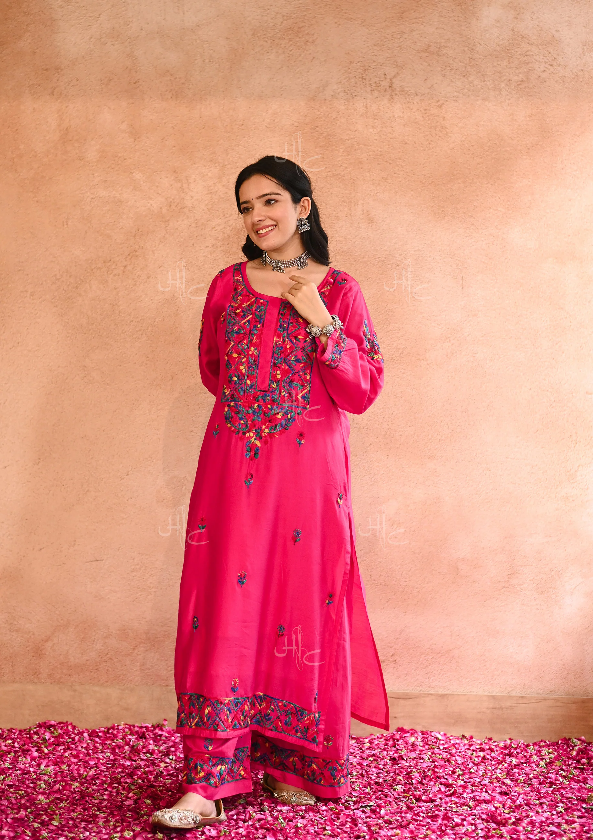 HOC Aafna Chikankari Chanderi Straight Kurta Set with Inner - Healthber