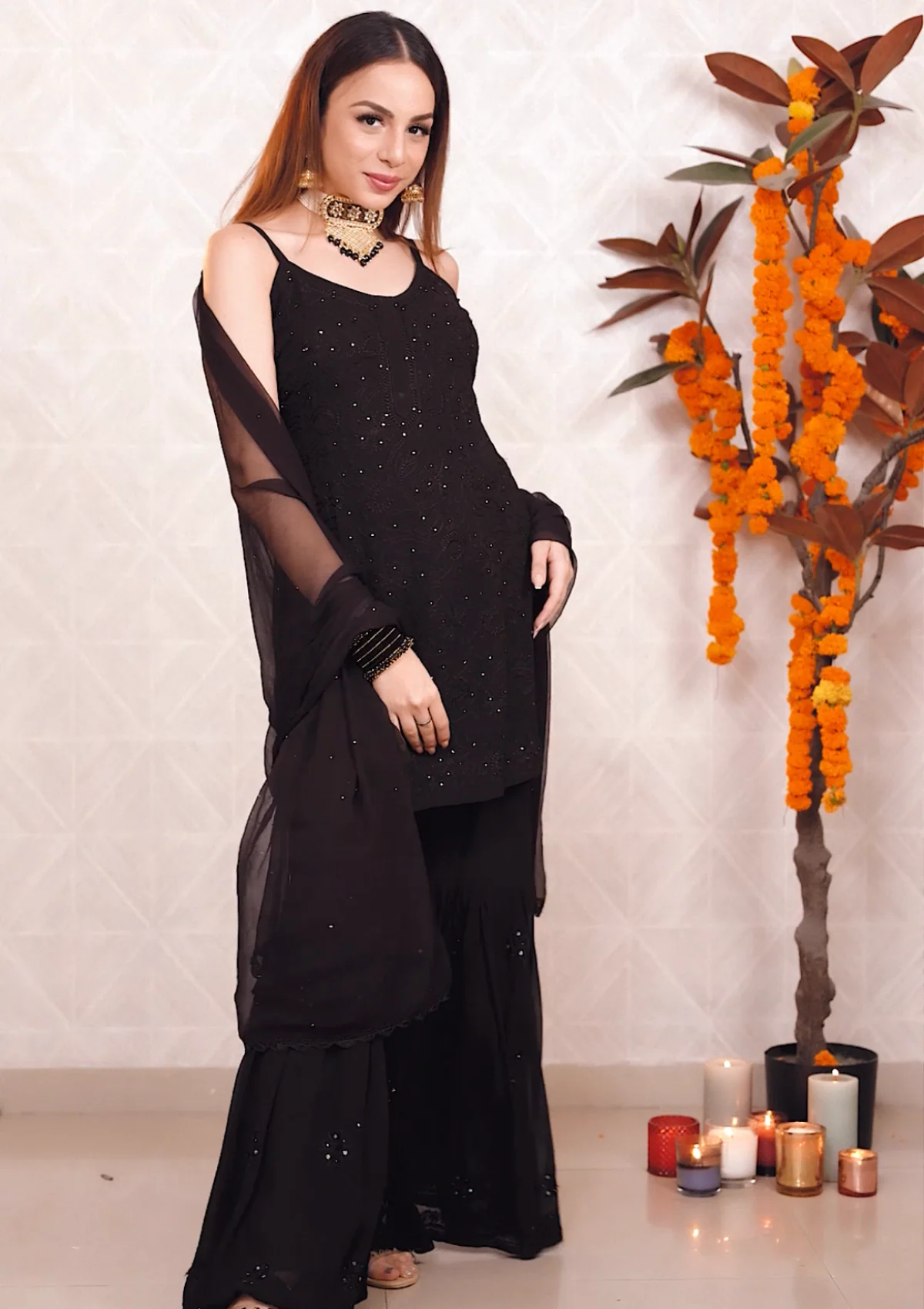 HOC Dia Chikankari Georgette Straight Kurta Set - Healthber