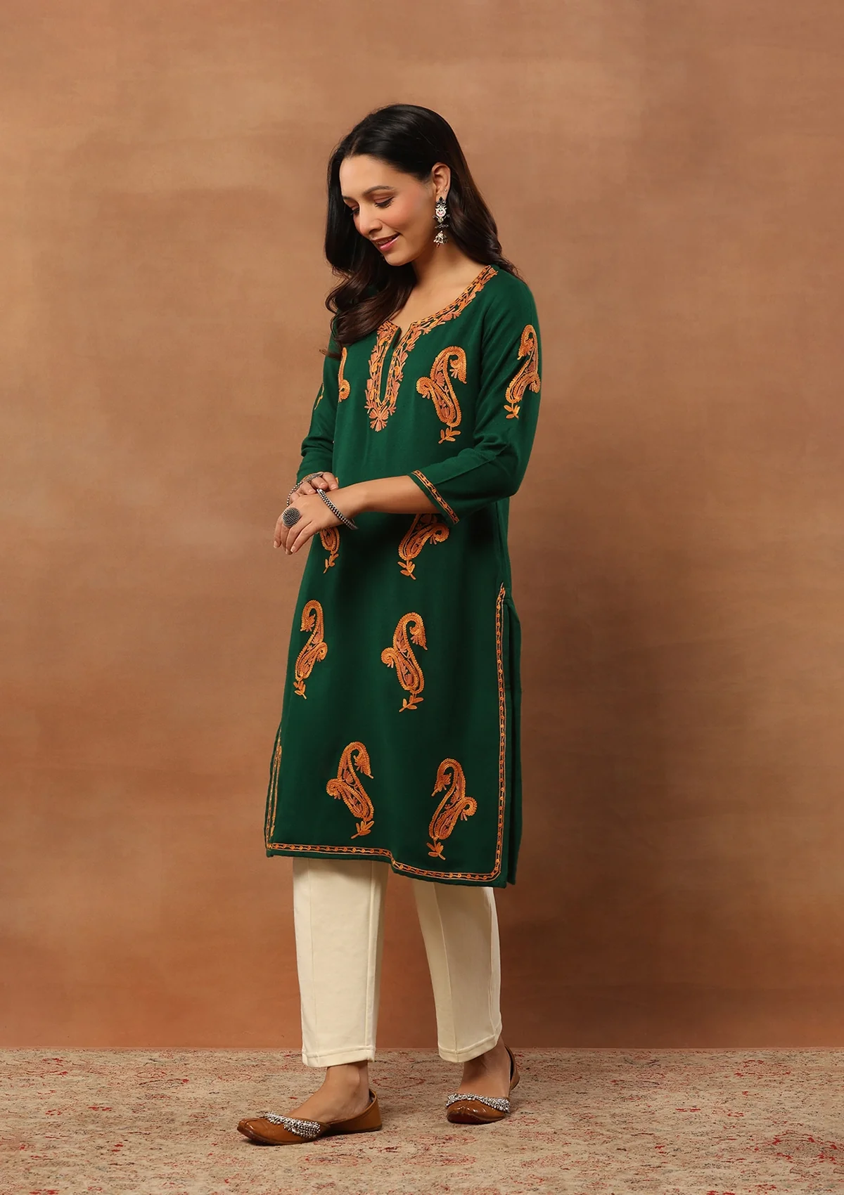 HOC Aari Embroidered Woollen Solid Women's Long Kurta - Green - Healthber