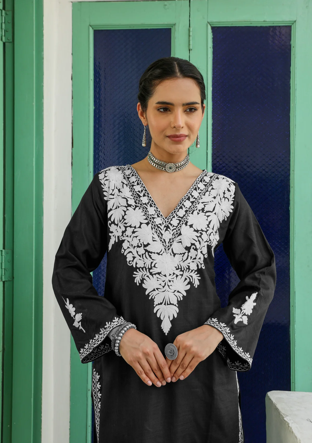 HOC Cotton Aari Embroidered Solid Women's 2 PC Long  Kurta Set -  Black - Healthber