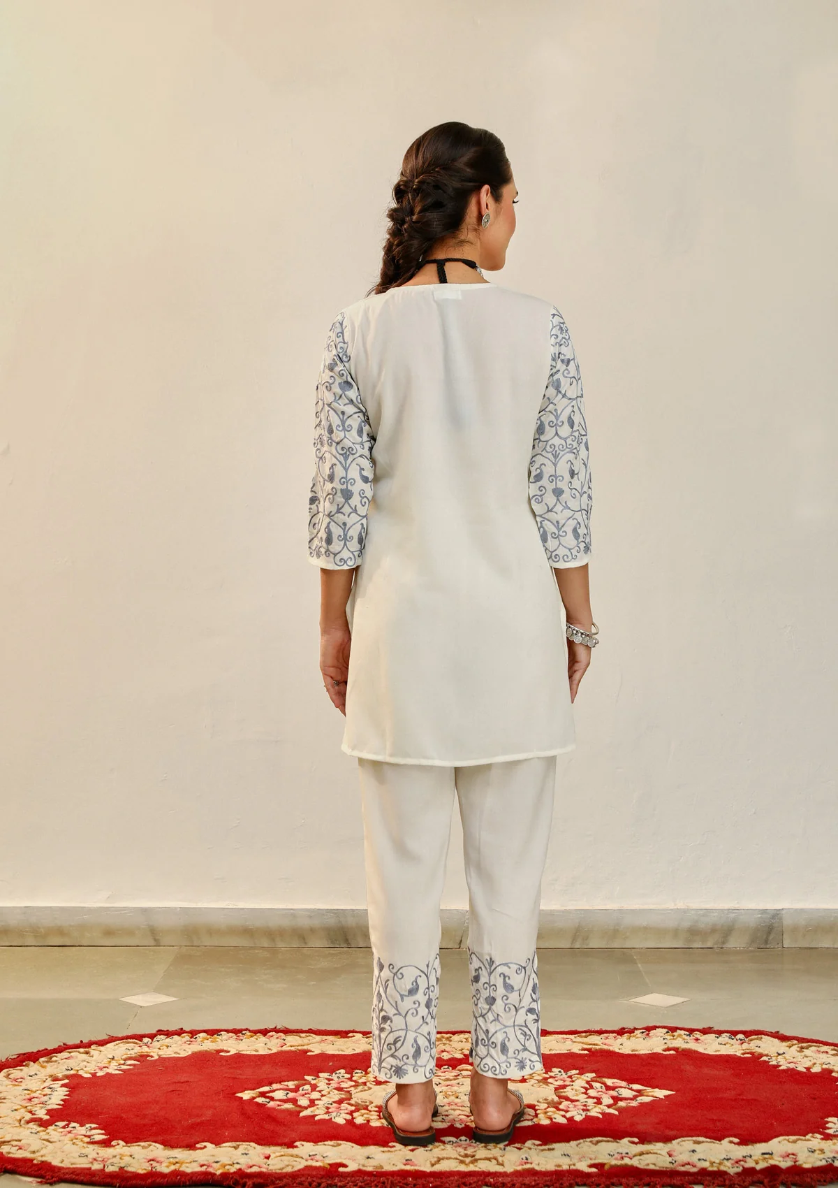 HOC Aari Embroidered Cotton Solid Women's 2 PC Co-ord Set - Off White - Healthber