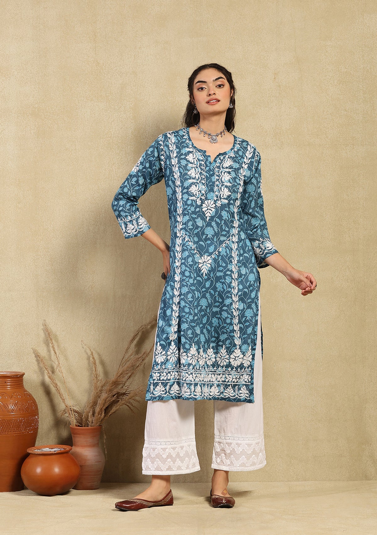 HOC Ambar Chikankari Mulmul Straight Kurta - Healthber
