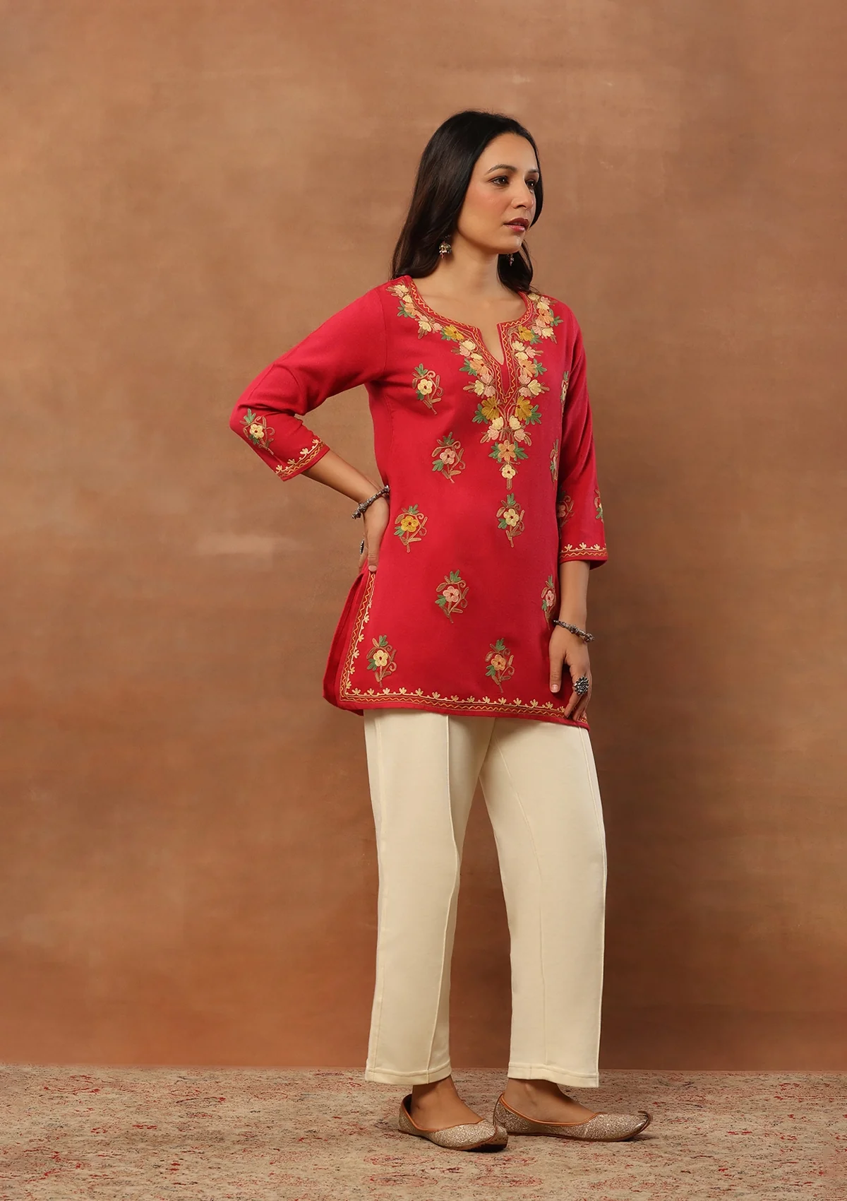 HOC Aari Embroidered Woollen Solid Women's Short Kurta - Pink - Healthber