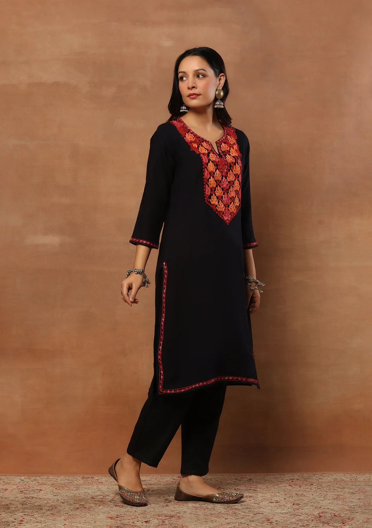 HOC Aari Embroidered Woollen Solid Women's Long Kurta - Black - Healthber