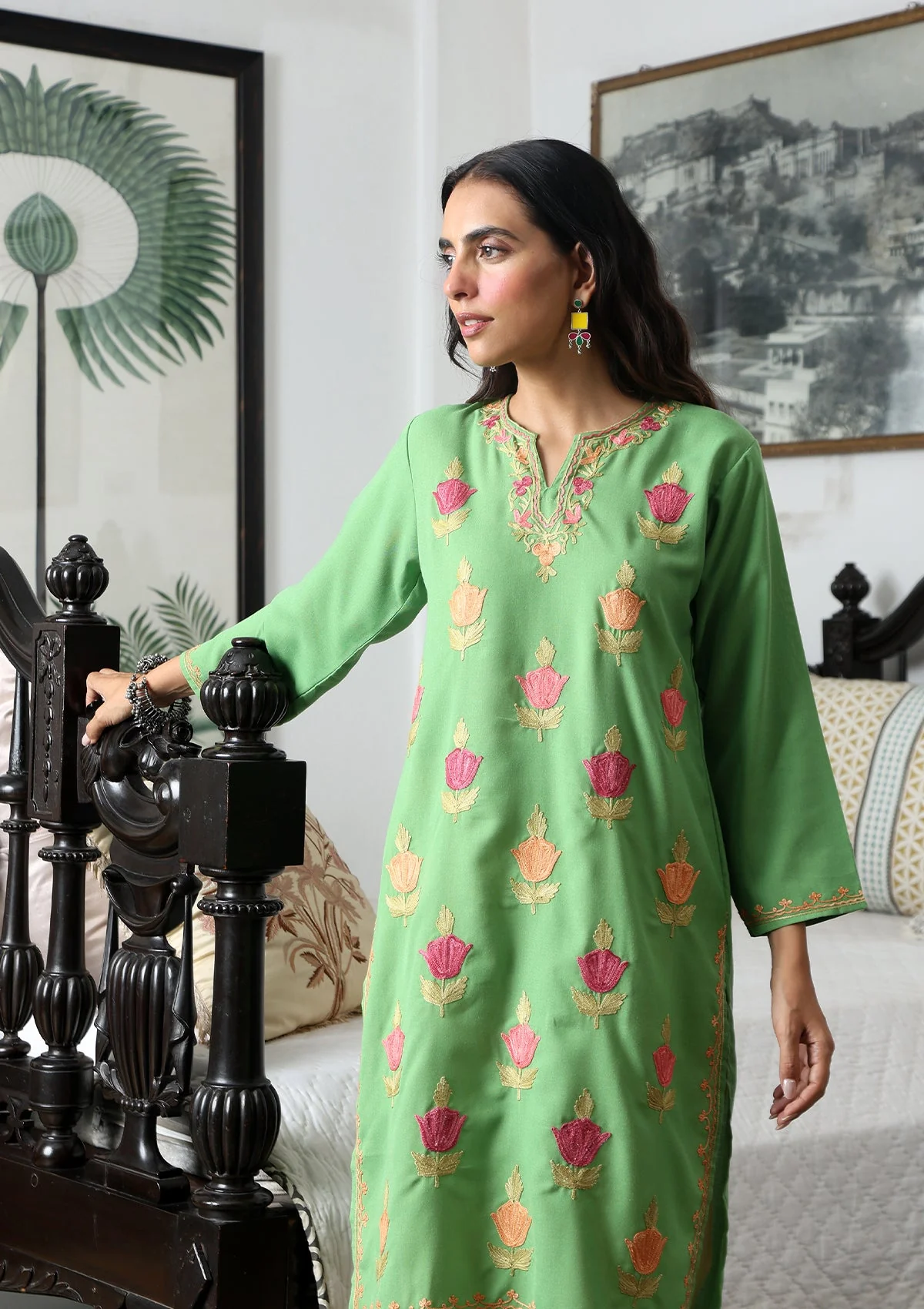 HOC Aari Embroidered Cotton Solid Women's Long Kurta - Green - Healthber